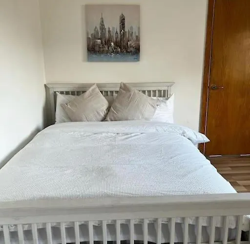 Quirky Studio Flat Selfcontained
