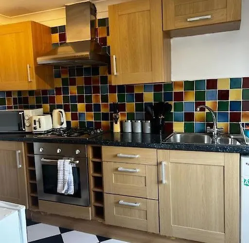 Quirky Studio Flat Selfcontained